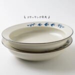 燕子深盤兩個叠在一起的模樣